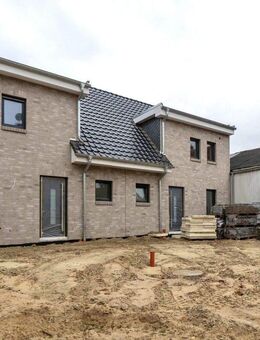 Doppelhaushälfte in beliebter Wohnlage - effizienter KFW40-Standard / Provisionsfrei für den Käufer - Bremen