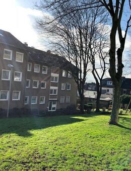 Essen-Bergerhausen: Vermietete 3 Zimmerwohnung mit Balkon als sichere Kapitalanlage - Essen