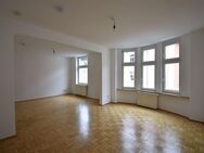 Mit Balkon! Renovierte 2-Zi-Whg mit Altbaucharme in E-Kray - Essen