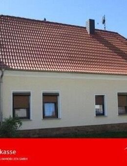 Kleines Einfamilienhaus mit Innenhof - Petersberg (Sachsen-Anhalt)