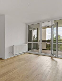 Top-renovierte 3-Zimmer-Wohnung mit großzügigem Balkon und Aufzug! - Halle (Saale)
