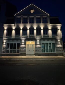 Stilvolle Wohnung mit Schleiblick - liebevoll kernsaniert und sofort bezugsbereit! - Schleswig
