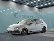 VW Golf, 2.0 TSI VIII GTI Clubsport IQ Light Harman-Kardon, Jahr 2024 - München