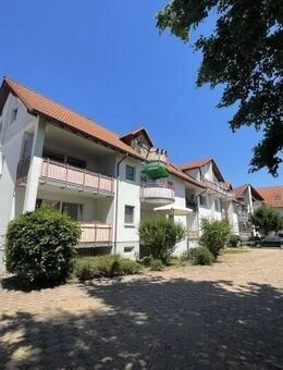 Seriöse Kapitalanlage-Vermietete 2-Zimmer-Eigentumswohnung mit Tageslichtbad-Balkon-Abstellraum-Keller und Stellplatz in Erfurt-Alach zu verkaufen - Erfurt