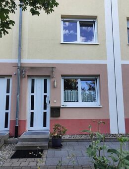 Reihenmittelhaus in Zirndorf - Pinderpark Provisionsfrei 108qm! - Zirndorf