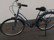 Ein gebrauchtes Bike für Damen zu verkaufen - Köln