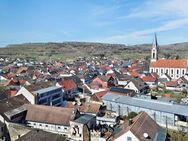 Toplage in Ihringen: Sonnige 4-Zimmer-Wohnung mit großem Balkon & traumhaftem Weinbergblick! - Ihringen