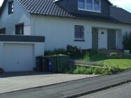 Courtagefrei: 7-Zi. Einfamilienhaus mit 1.400qm Grundfläche, 2. Baugrundstück - Marburg