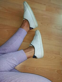 Getragene Sneaker, Gr 38 - Nürnberg