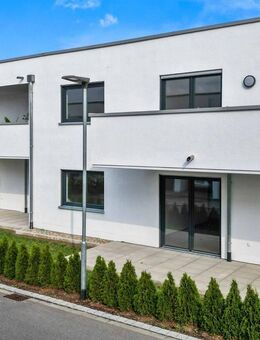Modern wohnen mit Komfort - barrierefreie Neubauwohnung mit großem Balkon im 1. Obergeschoss - Schemmerhofen