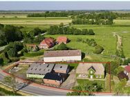 Halbinsel Eiderstedt: Solides Reetdachhaus mit großem Nebengebäude ! Optional Hallenzukauf möglich ! - Oldenswort