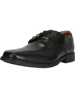 Clarks Tilden Schnürschuh im klassischem Design