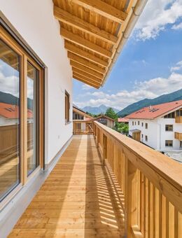 Blick zur Brecherspitz: Exklusive 2-Zimmer-Landhaus-Wohnung in Schliersee-Neuhaus - Schliersee