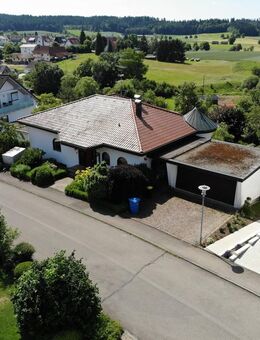 Einfamilienhaus in ruhiger Lage mit Einliegerwohnung und Panorama-Garten! - Dietingen