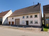 Wohnhaus, ehem. Bauernhaus mit grossem Grundstück u. Nebengebäuden! - Allensbach