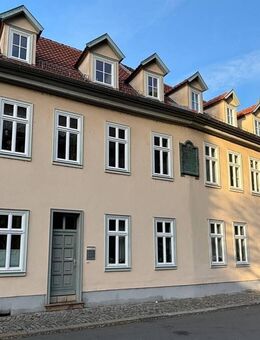 Stilvolle Dachgeschosswohnung und Tiefgaragenstellplatz in TOP Lage! Provisionsfrei für den Käufer! - Erfurt