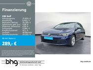 VW Golf, 2.0 TDI Life 150, Jahr 2023 - Balingen