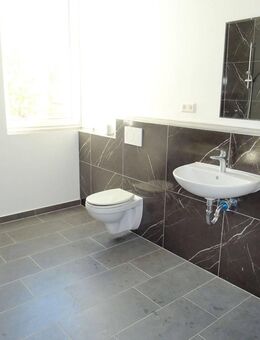 Familienfreundliche 4 Zimmer Wohnung in Zwickau zu vermieten ! - Zwickau
