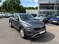 VW T-Roc, 2.0 TDI, Jahr 2023 - Langenzenn