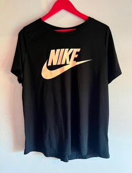 Nike Shirt T-Shirt Oberteil Top - Waldshut-Tiengen