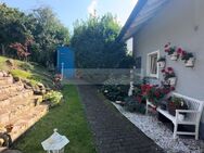 Ein gepflegtes Einfamilienhaus mit großem Garten und Balkon in Brachttal zu verkaufen! - Brachttal