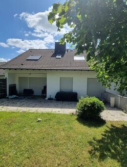Mehrfamilienhaus 3 WE in guter Lage, voll renoviert und vermietet - Warstein