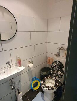 Helle 4,5-Zimmer-Familienwohnung mit Bergblick in Markdorf - Balkon, Garage & Wohlfühlambiente - Markdorf