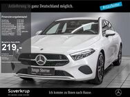 Mercedes A 200, PROGRESSIVE SPUR WINTER, Jahr 2023 - Kiel