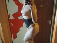 NEU ❤️ SELENA Top Frau ❤️ - Leverkusen Zentrum