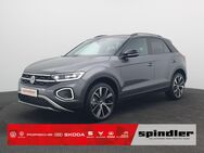 VW T-Roc, 1.5 l TSI Style OPF ), Jahr 2022 - Würzburg