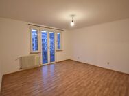 KR-Stadtmitte! Renovierte 3-Zi-Whg mit 2 Balkonen ab sofort frei - Krefeld