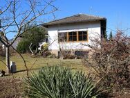 Bungalow, renovierungsbedürftig in ruhiger Lage zu verkaufen. - Puschendorf
