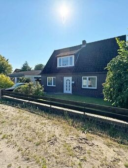 Heilshoop - charmantes 5-Zimmer Einfamilienhaus mit Garage und Carport in idyllischer Lage - Heilshoop
