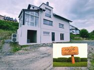 Großes modernes Wohnhaus mit kleiner ELW - ERSTBEZUG & 1 Jahr Heizkostenübernahme AAA Lage - Schmitten