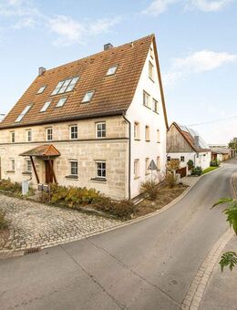 Gepflegtes Dreifamilienhaus - Ideal für Mehrgenerationenwohnen - Diespeck