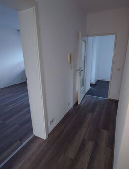Moderne 3-Zimmer-Wohnung in Erkrath mit Aufzug - Erkrath (Fundort des Neanderthalers)