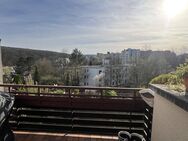 Großzügige 4 1/2 Zimmer Etagenwohnung mit großem Süd-Balkon, TG - Stuttgart