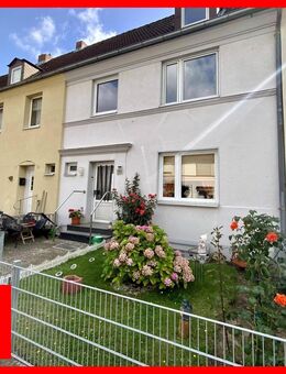 In die große Wohnung oben einziehen, unten Miete erzielen! - Lübeck