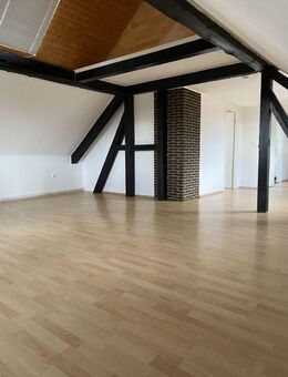 Sehr schöne 3 Zimmer DG Wohnung Rosdorf - Mengershausen - Rosdorf (Niedersachsen)