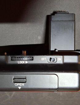 Battery Grip HC-450D Batteriegriff 450D Digital SLR Canon - Wilnsdorf