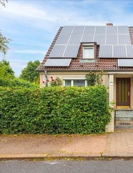 Doppelhaushälfte mit großem Garten - Erbpachtgrundstück in Wedel - Wedel