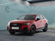 Audi Q2, 40 TFSI quattro S line | |, Jahr 2024 - München