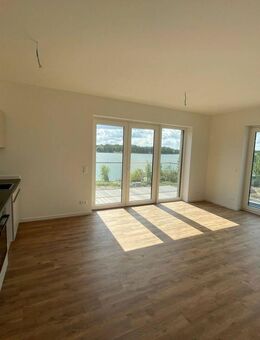 Moderne 2-Zimmer-Wohnung mit Balkon, Aufzug und Tiefgarage - Neuruppin