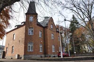 Villa Schoeller - Historisches Gebäude mit 7 Einheiten und 30 Parkplätzen!