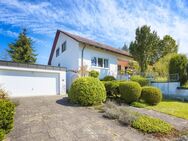 Großzügiges, freistehendes Einfamilienhaus auf über 1.048 m² Grundstück in ruhiger Lage - Regenstauf