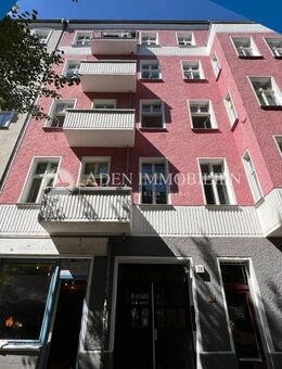 VERMIETET! PROVISIONSFREI! Altbau-Perle in der Simon-Dach-Straße - erster Verkauf nach Teilung - Berlin