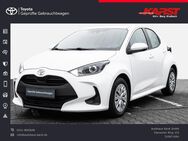 Toyota Yaris, 1.0 -l-VVT-i Comfort, Jahr 2021 - Bergisch Gladbach