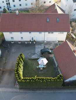 Mehrgenerationenwohnen: Saniertes Haupthaus + Nebengebäude + sanierungsbed. Häuschen auf 897 m² - Taufkirchen (Vils)