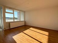 Attraktive 2-Zimmer-Eigentumswohnung mit Westloggia und Weitblick über Lauf - Lauf (Pegnitz)