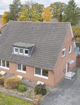 Einfamilienhaus mit Einliegerwohnung, Doppelgarage und PV-Anlage! - Meppen